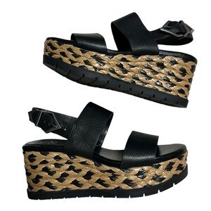 Vince Camuto Black and Tan Platform Sandals